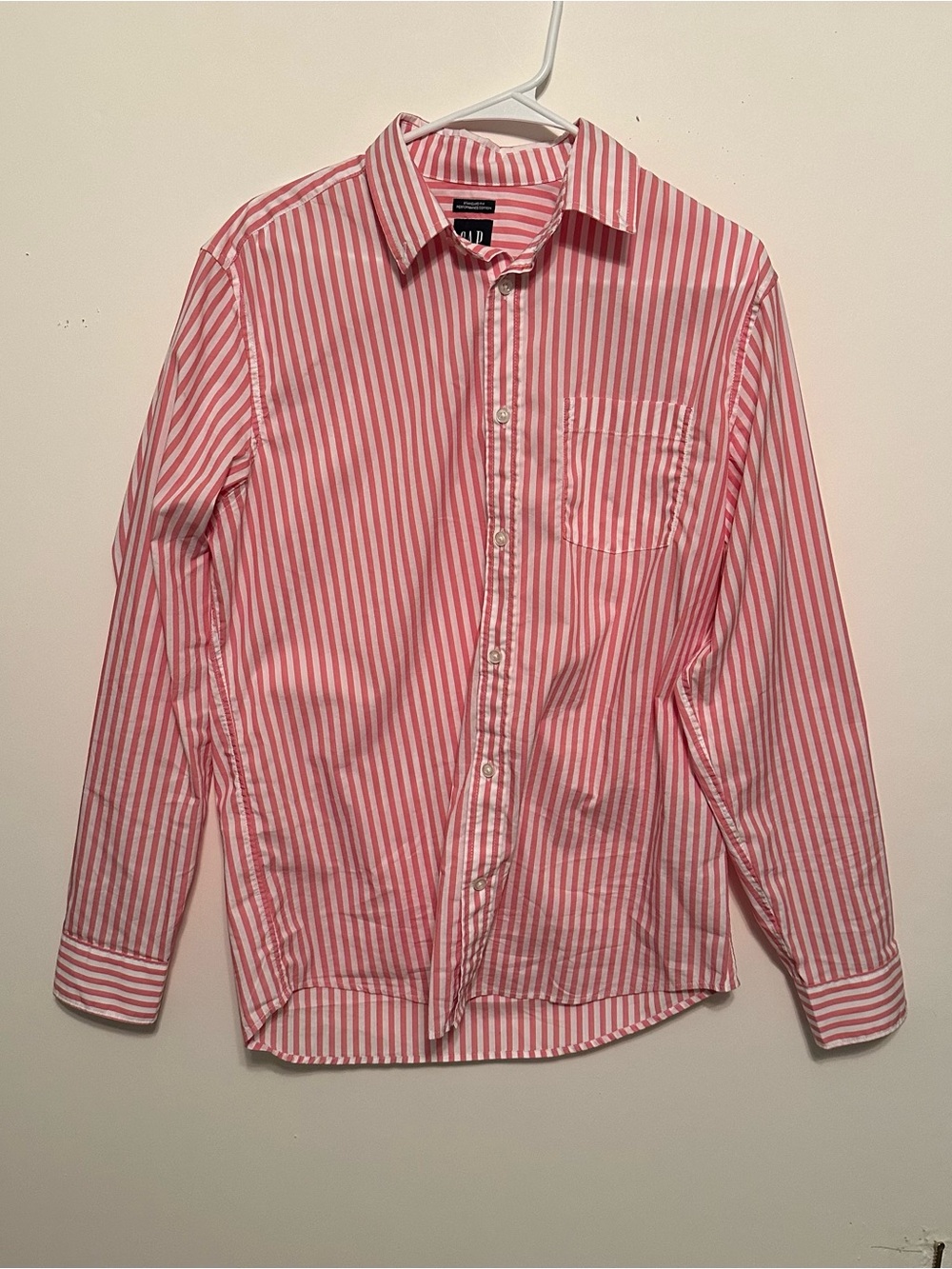GAP Men’s Pink & White Striped Long-Sleeve Button-Up Shirt Size M